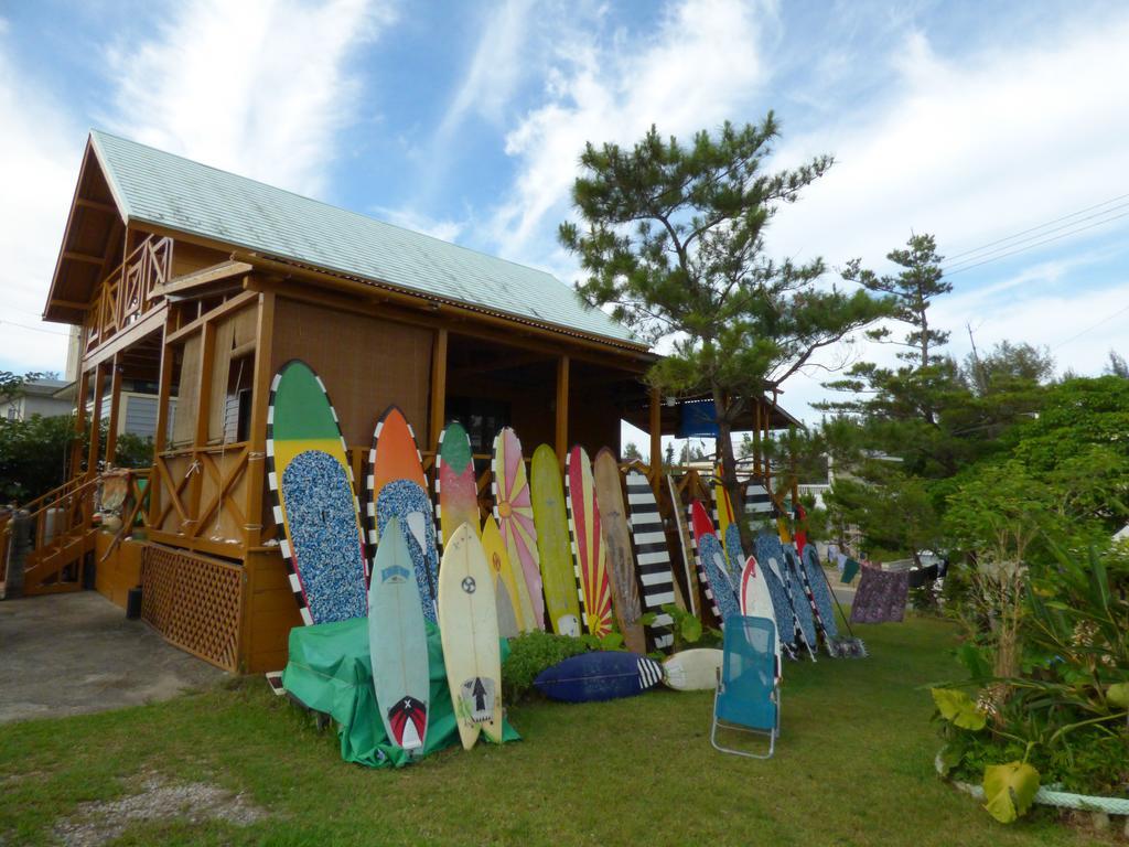 Hotel Tropical Surf House Okinawa Onna Exteriér fotografie