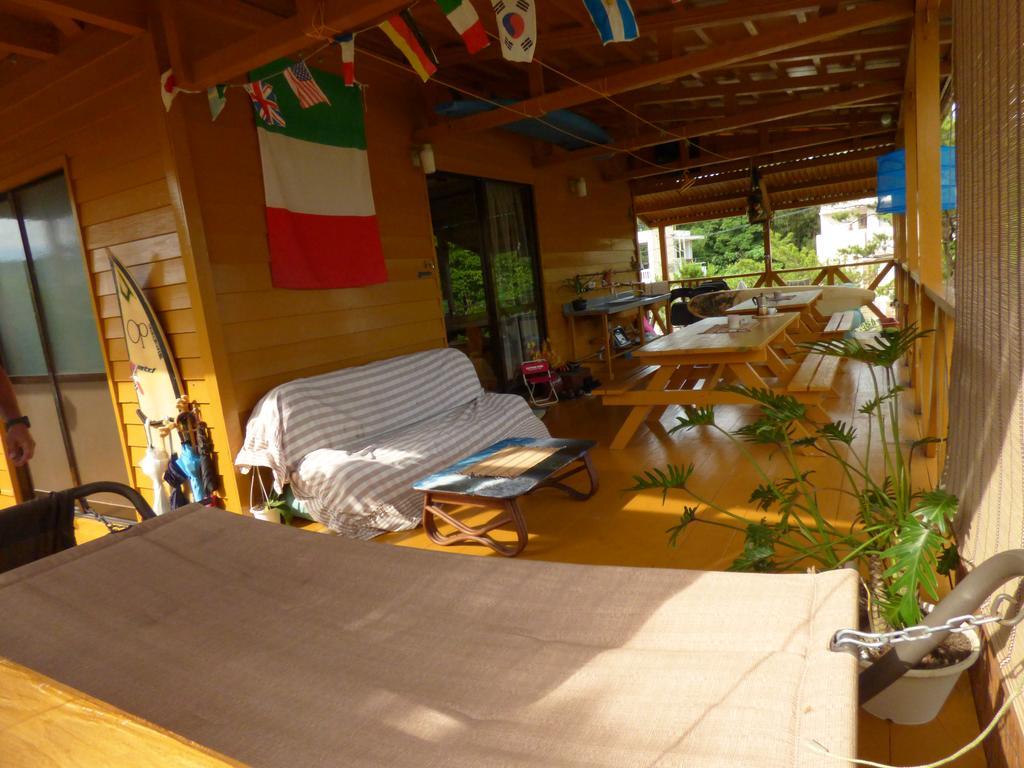 Hotel Tropical Surf House Okinawa Onna Exteriér fotografie